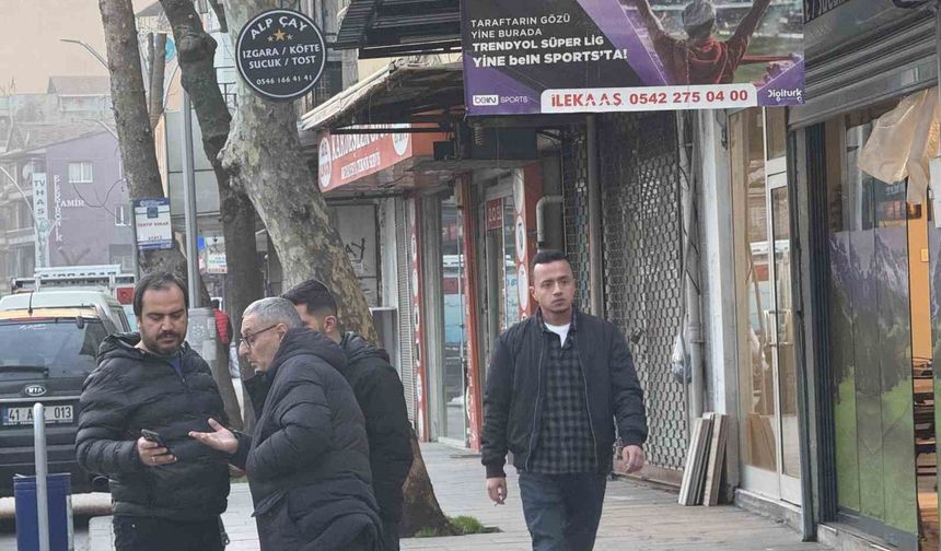 Çay ocağına pompalı tüfekle ateş açıldı, 2 kişi yaralandı