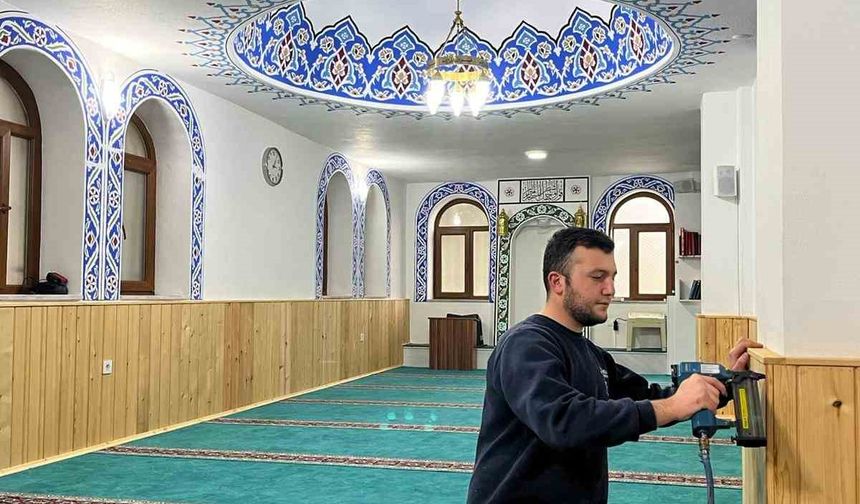 Yunus Emre Camii'nde Ramazan hazırlığı tamamlandı