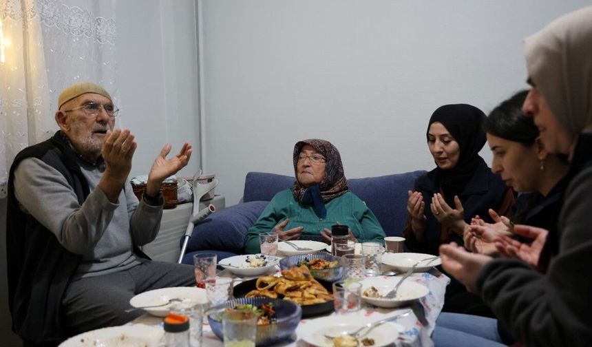 Kartepe’nin Çınarları Bu Ramazan’da da Yalnız Değil