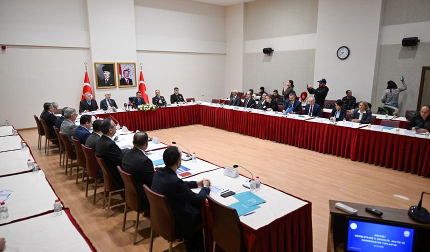 Genişletilmiş İl Güvenlik, Asayiş ve Koordinasyon Kurulu Toplantısı, Vali Aktaş Başkanlığında Yapıldı