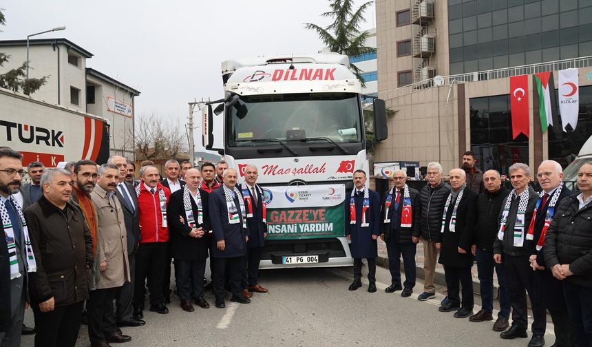 Yardım Tırları Gazze’ye Ulaştırılmak Üzere Dualarla Uğurlandı