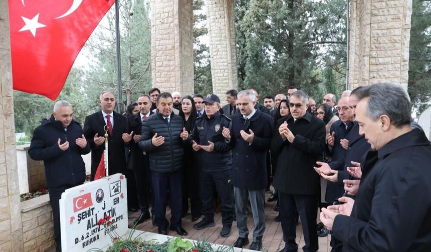 Kocaeli'nin 8 ilçesinde 18 Mart törenleri düzenlendi