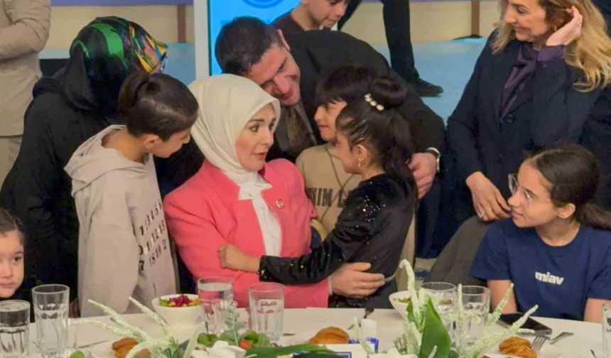 Bakan Göktaş: 'Çocuklar geleceğimizin teminatıdır'