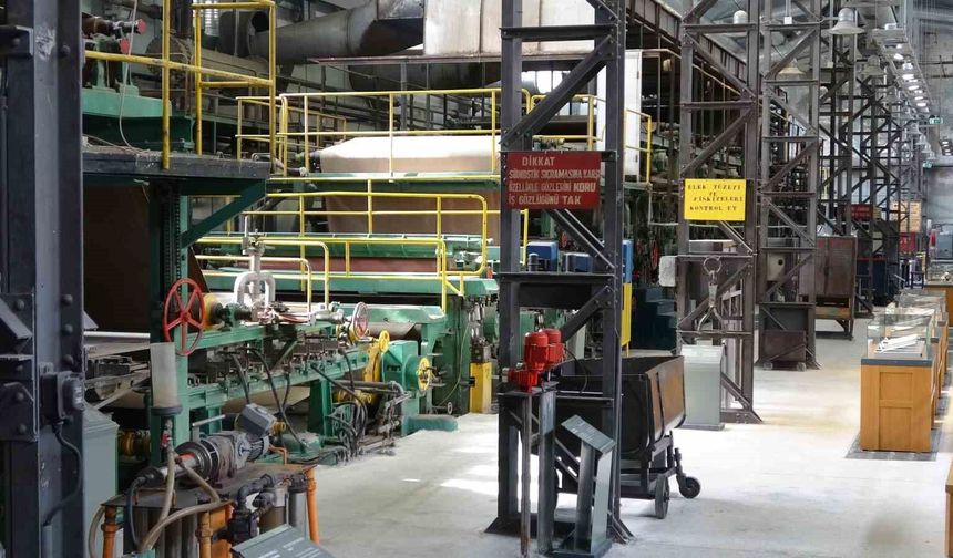 Bir zamanlar Türkiye'nin kağıdını üretiyordu, şimdi tarihini anlatıyor
