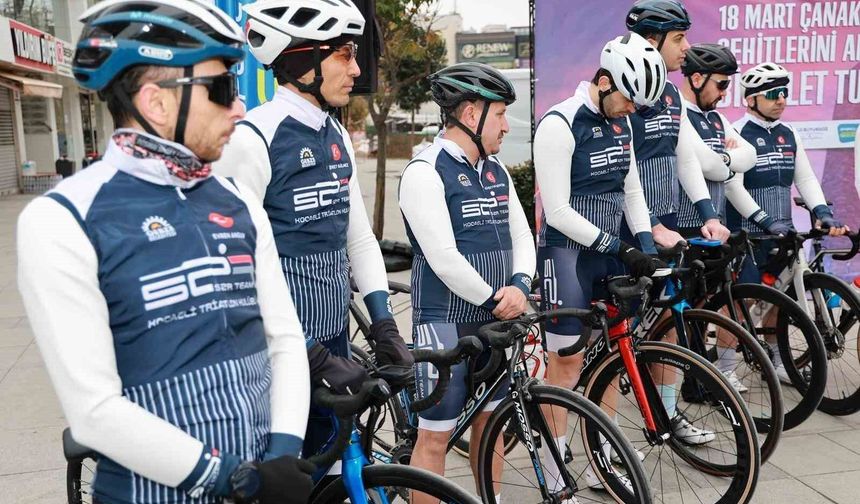 Gebze'den Çanakkale'ye pedal çevirecek bisikletliler yola çıktı
