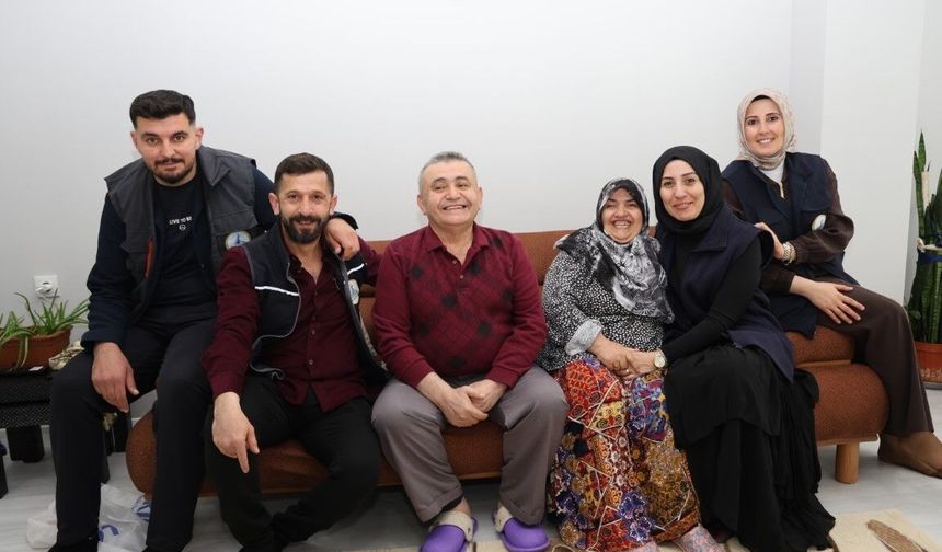 Kartepe'de bayramda gönüllere dokunan ziyaret