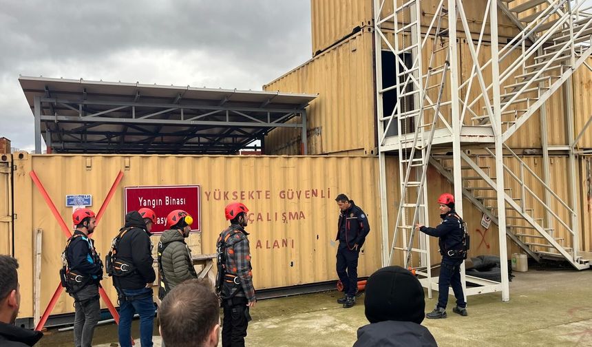 Büyükşehir Personeline “Yüksekte Çalışma” Eğitimi