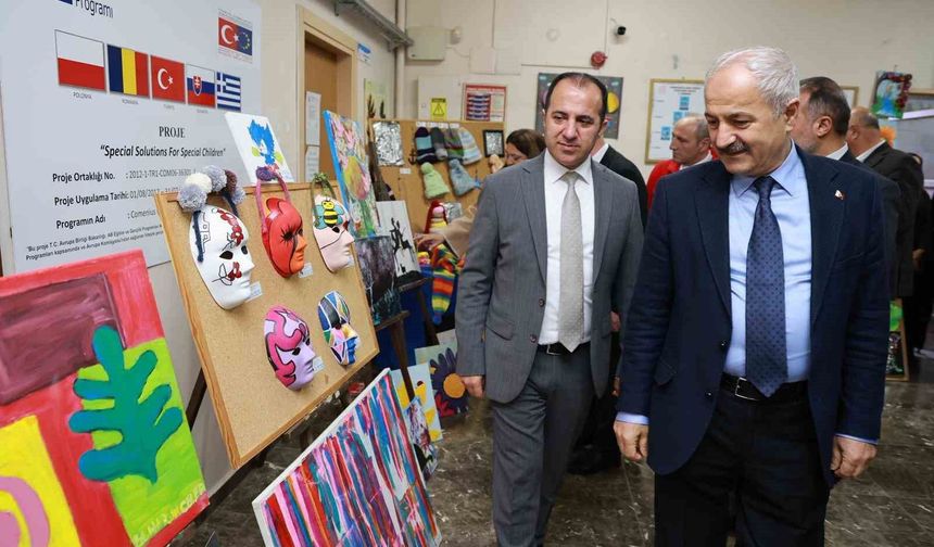 Gebze'de Dünya Otizm Farkındalık Günü dolayısıyla etkinlik düzenlendi