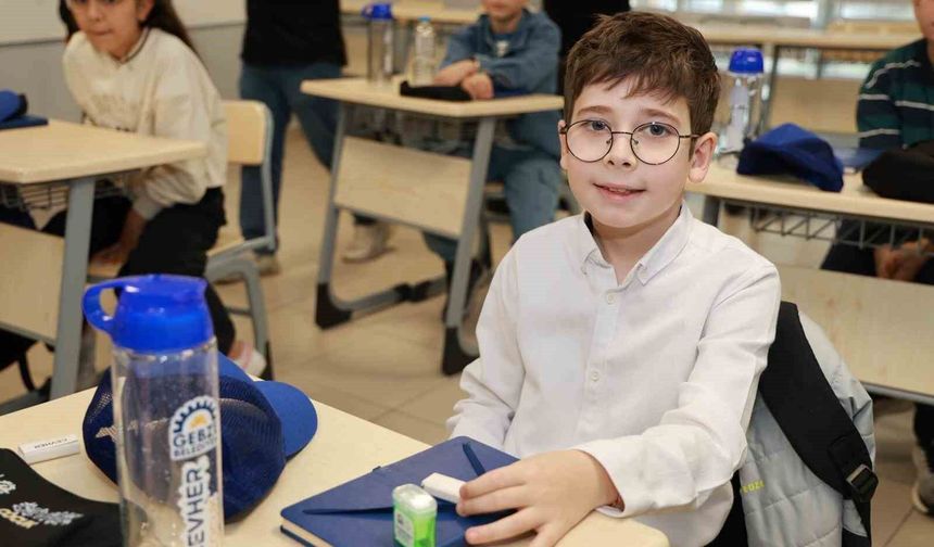 Gebze'nin cevher çocukları için ilk ders zili çaldı