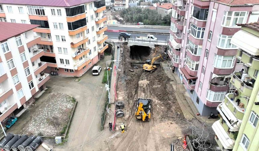 Gölcük Ulaşlı'da inşa edilen alt geçit projesiyle ulaşım kesintisiz hale gelecek