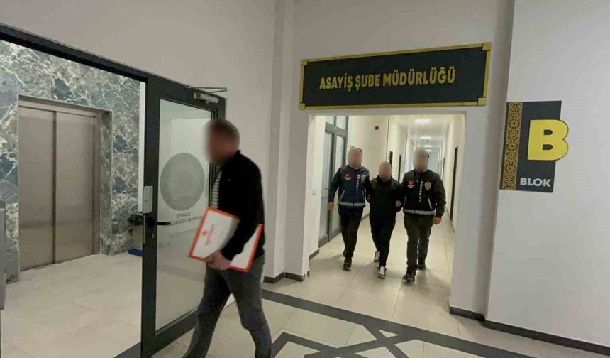 Kocaeli'de çaldığı araçla Manisa'ya kaçıp sahte kimlikle otelde konakladı