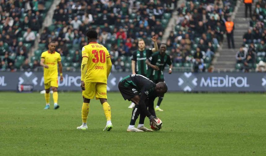 Trendyol Süper Lig: Kocaelispor: 1 - Göztepe:1 (Maç sonucu)