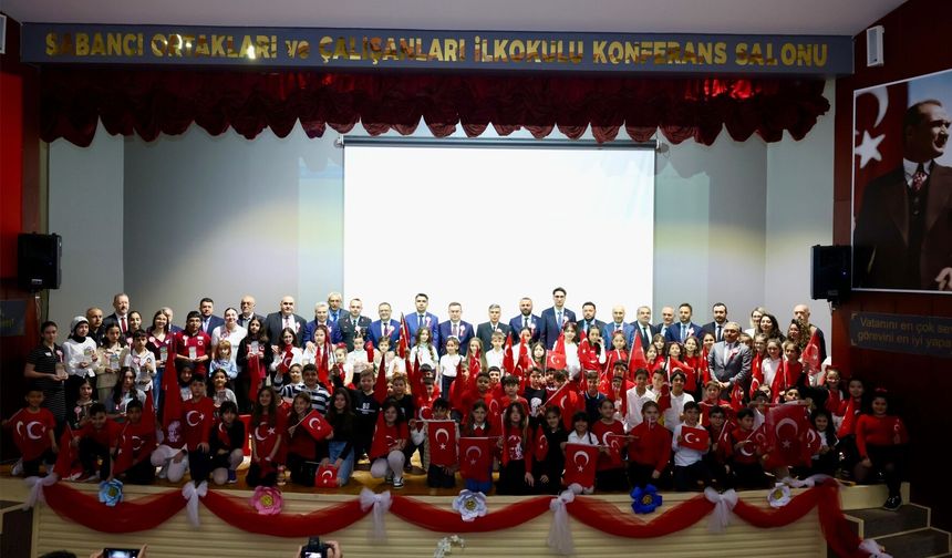 23 Nisan’da Derince Tek Yürek Oldu