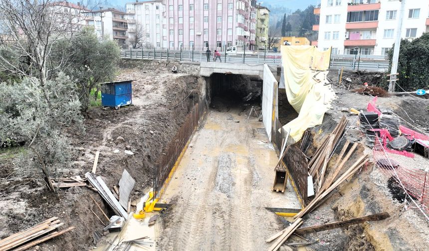 Gölcük Ulaşlı Alt Geçit Projesinde Dur Durak Yok