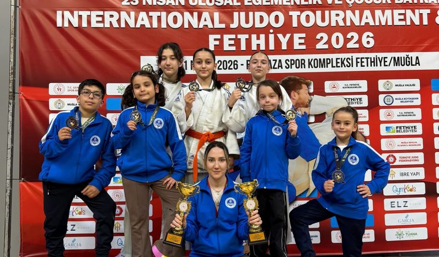 Kağıtspor, Türkiye’de Sporun Yüz Akı Oldu