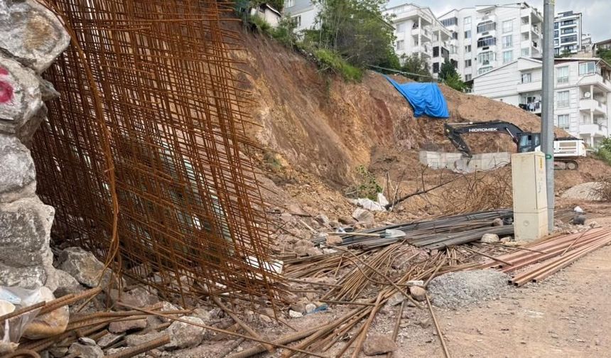 Kocaeli'de toprak kayması nedeniyle 5 bina tahliye edildi