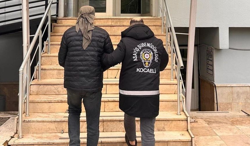 49 yıl hapis cezası bulunan firari hükümlü sahte kimlikle yakalandı