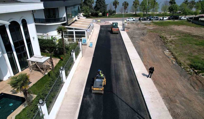 Başiskele Sahili'nde trafik ve yaya düzeni yenileniyor