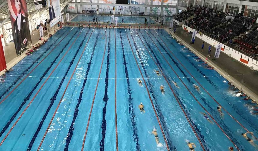 Kocaeli'de 40 ülkeden bin sporcu para yüzme şampiyonasında buluşacak