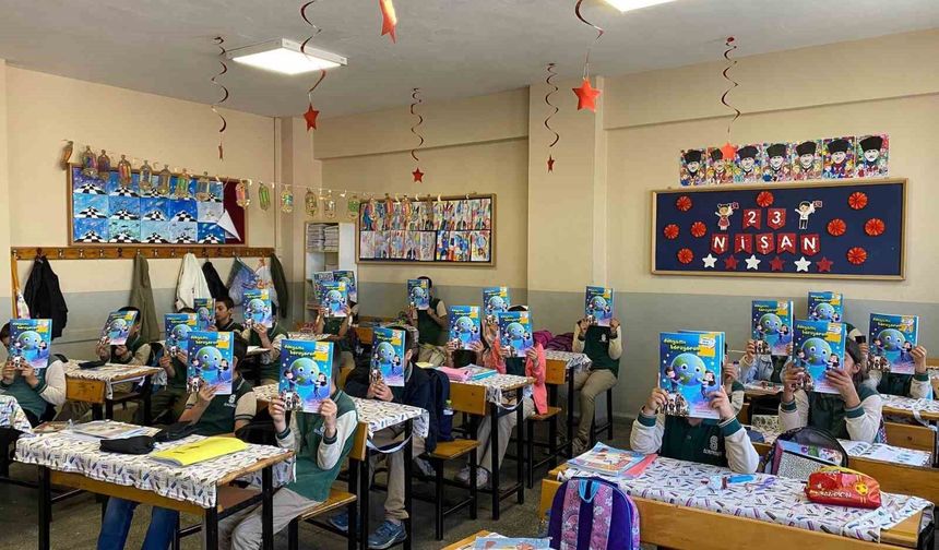 Miniklere çevre ve geri dönüşüm dersi