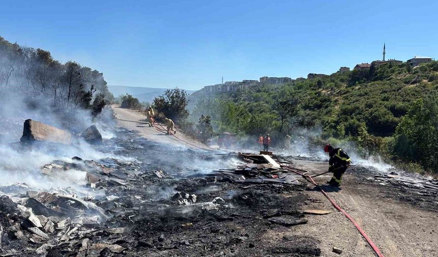 İzmit'te yangın sonrası tepki çeken manzara