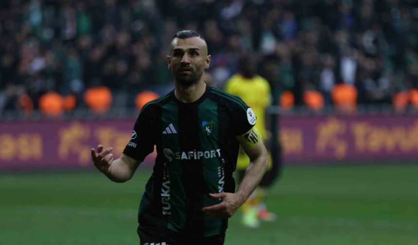 Kocaelispor'da Serdar Dursun ile yollar ayrıldı