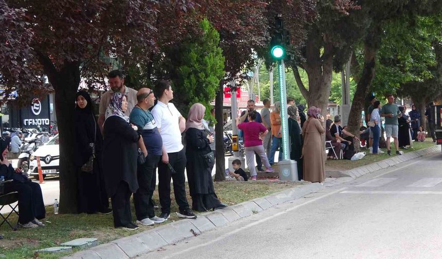 LGS heyecanı: Umutlar okul kapılarında