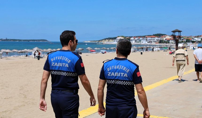 Büyükşehir Zabıtası’ndan Sahillerde Huzur Nöbeti