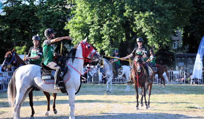 Asırlardır süregelen ata sporu nefesleri kesti