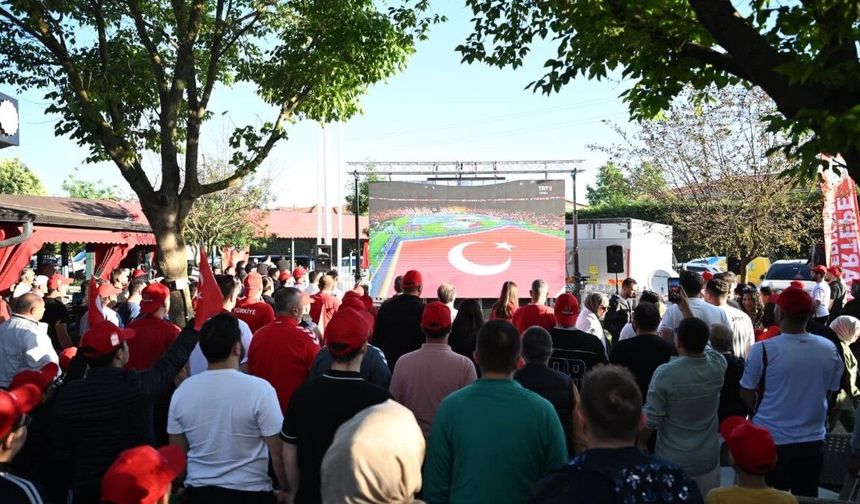 Kartepe Milli Takım İçin Tek Yürek Oldu
