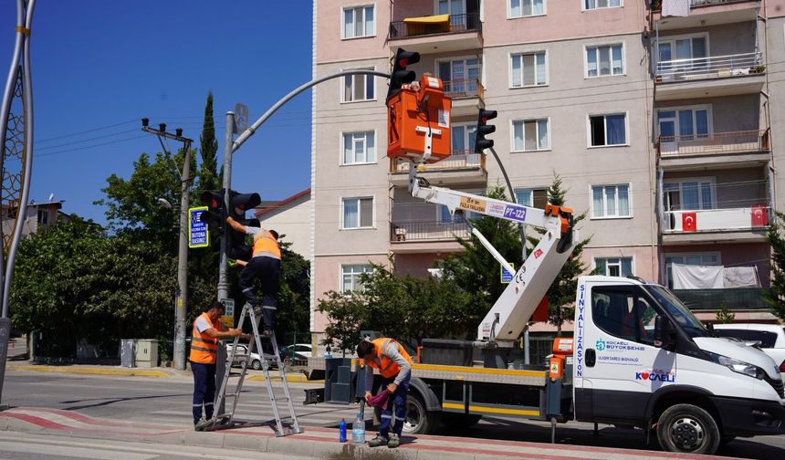 Güvenli Yolculuk İçin Büyükşehir Mesaide