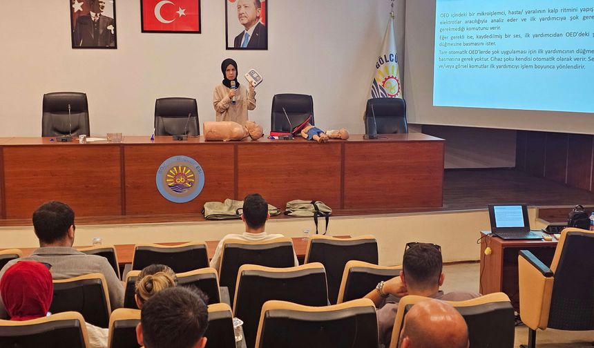 Gölcük Belediyesi Personeline İlk Yardım Eğitimi
