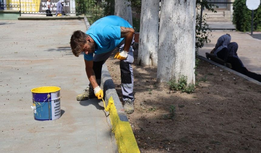 Darıca'da cadde ve sokaklarda yenileme mesaisi