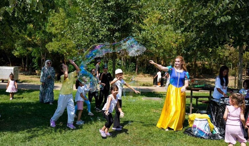 İzmit ve Gebze'de çocukları buluşturan etkinlik: Aileler de eğlenceye ortak oldu