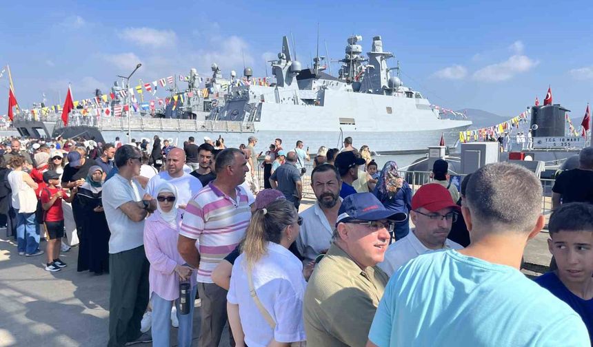 Sıcak havaya rağmen TEKNOFEST dolup taşıyor