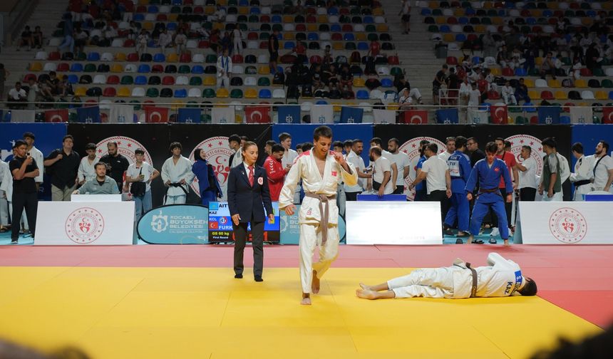 Kocaeli’de Sporun Her Branşına Güçlü Destek