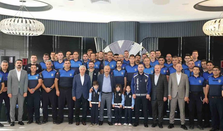 Başkan Büyükgöz zabıta personeliyle buluştu