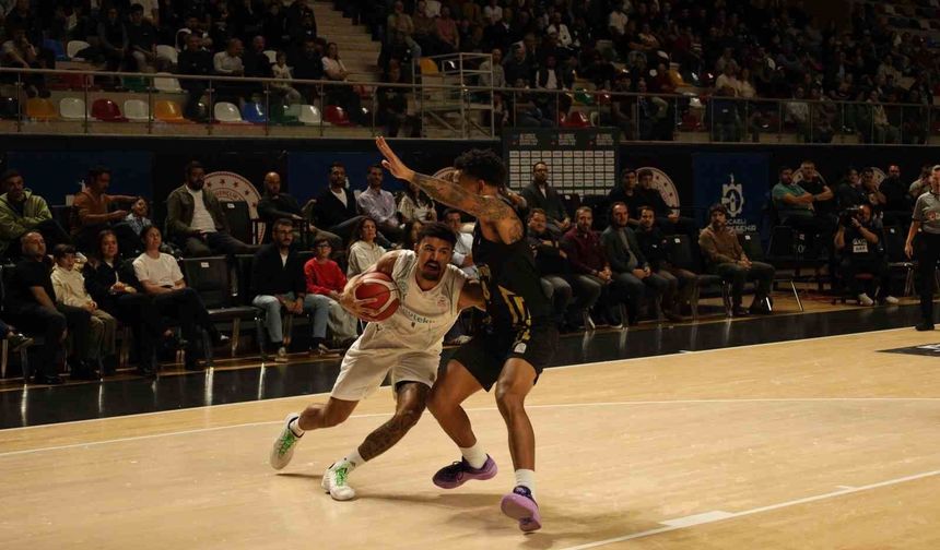 Basketbol Süper Ligi: Körfez Basket: 88 - Esenler Erokspor: 79