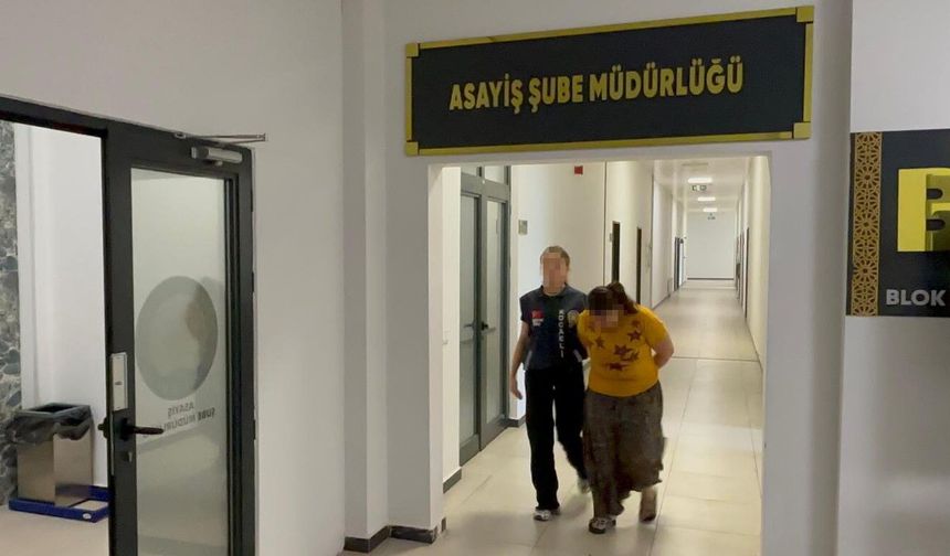 Ev soyan hırsıza operasyon yapılan operasyonda aranması olan şahıs da yakalandı