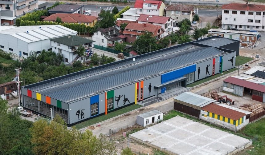 Kartepe'nin yeni spor merkezi 'Ritim' hizmete hazırlanıyor