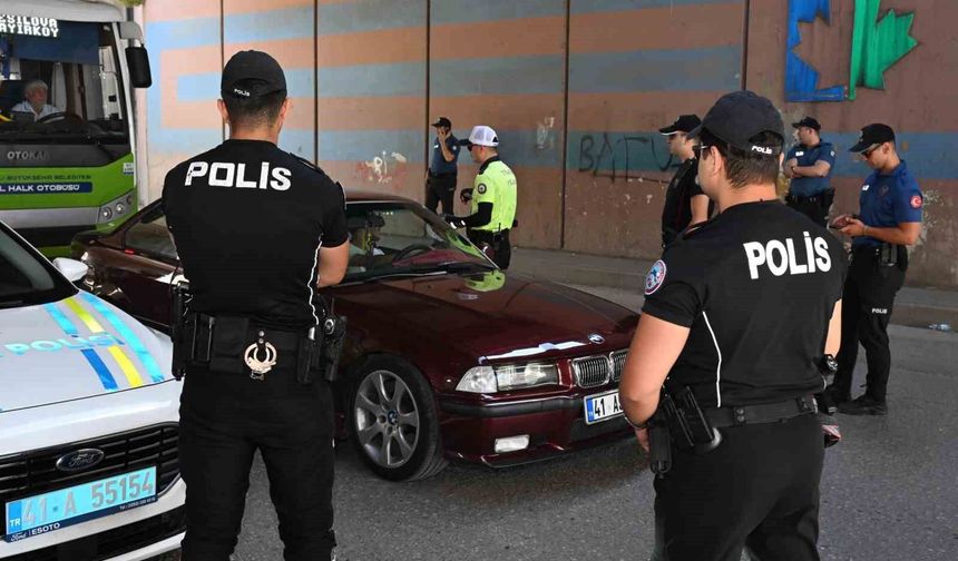 Kocaeli'de aranan 50 şahıs yakalandı
