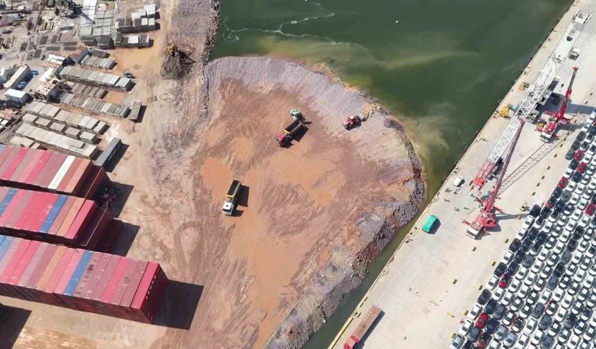 Safiport, deniz dolgusuyla 450 bin metrekareden 1,2 milyon metrekareye ulaştı