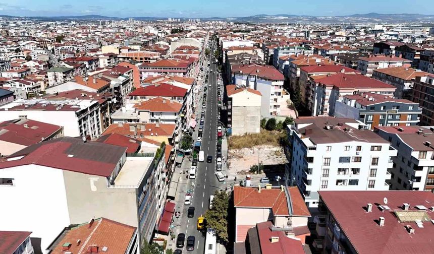 Şehit Numan Dede Caddesi yeni yüzüyle hizmette