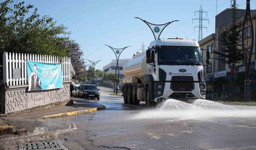 Serdar Mahallesi'nde köşe bucak temizlik