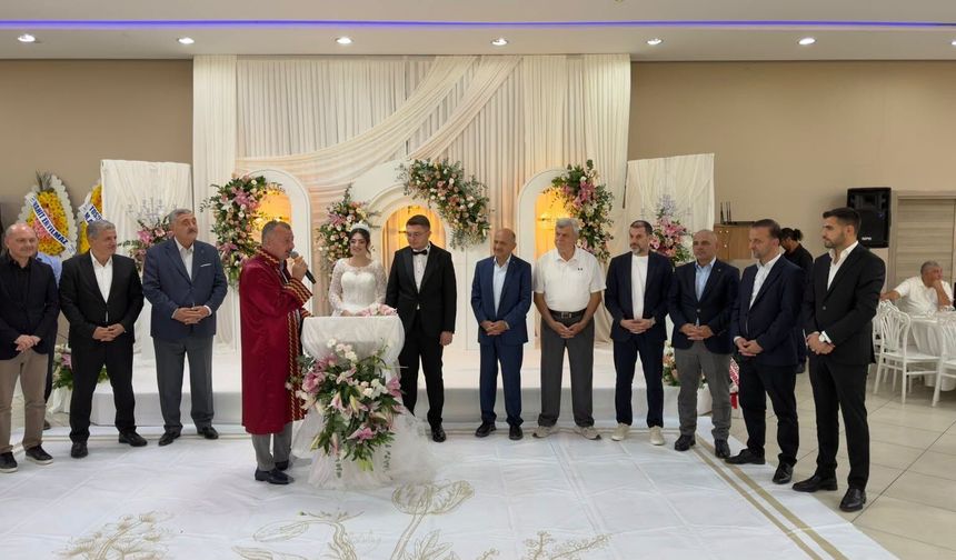 Sena ile Ömer Evliler Kervanında