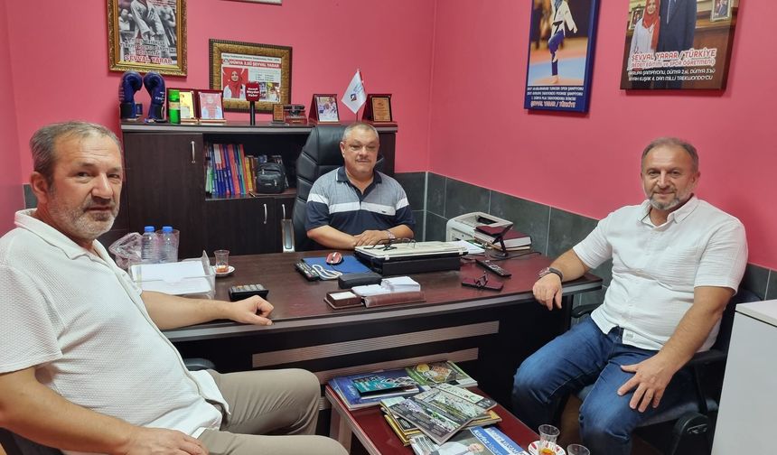 Kirazlıyalı Merkez Camii'nden Kur'an ve Dua'ya Davet