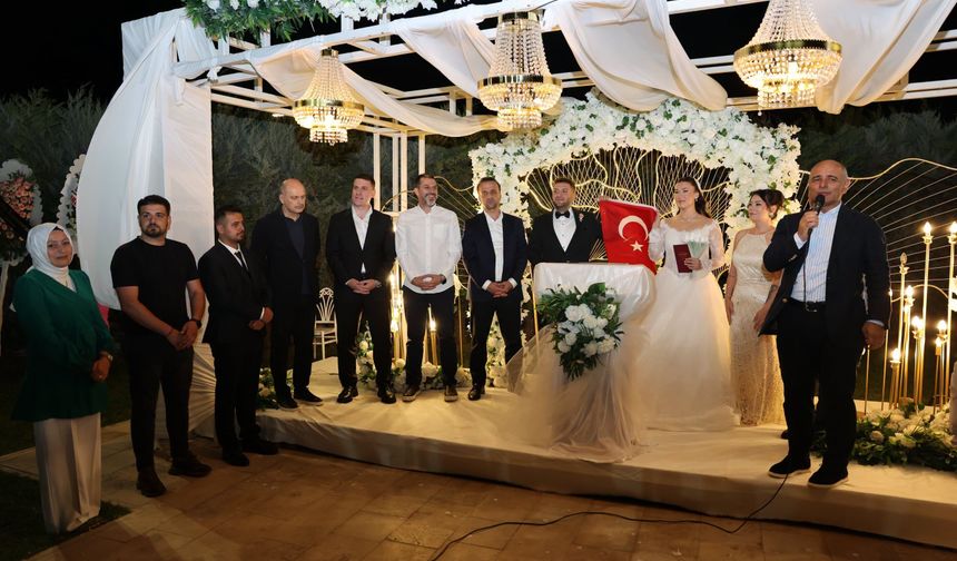 Selin ve Harun’dan Mutlusu Yok