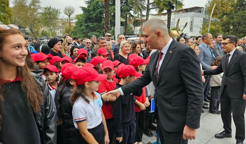 Başkan Sezer, “Cumhuriyeti’nin 103. Yılı Kutlu Olsun”