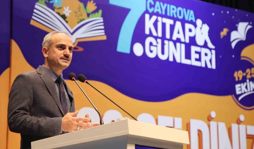 Çayırova'da kitap şöleni başladı