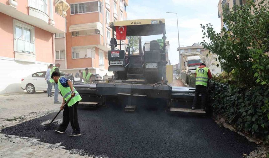 Gebze'de yol bakım ve onarım çalışmaları sürüyor